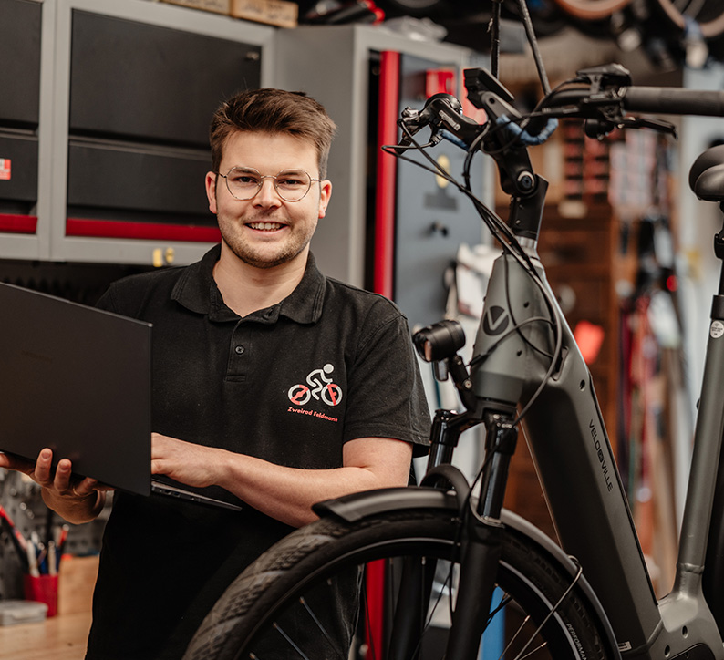 gazelle fahrräder kiel HeavyDutyNL 20 Zoll Woom 4 PV Fahrradständer Modellreihe Prisma:beidseitig, L 1000 mm, 1x hohes Modul, 1x niedriges Modul - 4 Fahrräder